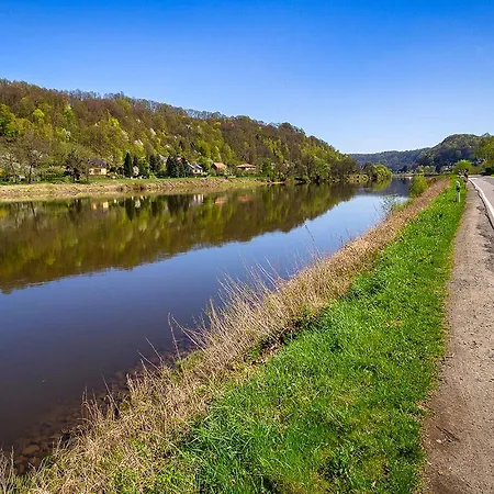Elbvilla Mit Sauna Und Kamin Mit Privatem Zugang Zur Elbe Pirna
